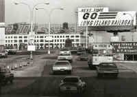 GO-LIRR-Railroad-Billboard_Midtown-Tunnel-exit_eastbound-LIE_1973-74.jpg (104141 bytes)