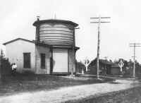 Water Tower, Pump House, Station Facilities - Wyandanch - 1903.jpg (65958 bytes)