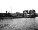 Float-Docks-LIC_c.1955+_bw.jpg (102579 bytes)