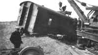Cars-Wreck-Eport-1921-2.jpg (42733 bytes)