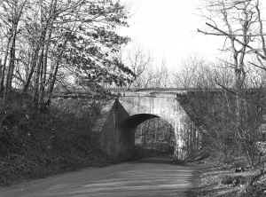 Dark Hollow Rd-Arched Concrete Tunnel - W. of Port Jefferson, NY - 01-72 (Keller-Keller).jpg (98476 bytes)