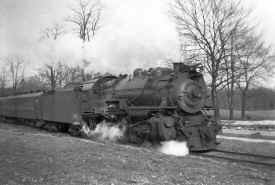 G5s-50_Train WB at Sta-Kings Park State Hospital - 3-1936 (Harrison-Keller).jpg (85620 bytes)