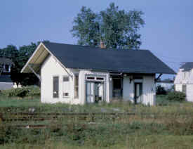 EASTPORT-Station-1962_Art-Huneke.jpg (59502 bytes)