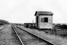 Station-Napeague Beach-View_E-c. 1924_Osborne-Keller.jpg (70670 bytes)