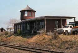 Station-Shinnecock Hills-View SE-05-07-78 (Madden-Keller).jpg (77561 bytes)